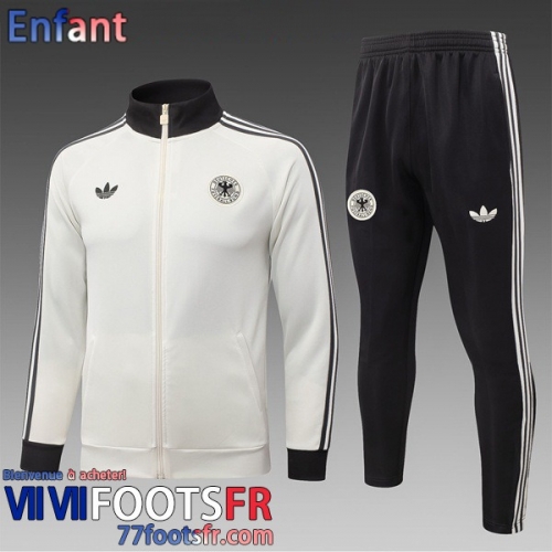 KIT: Veste Foot Allemagne Enfant 26 27 C1153 KIT: Veste Foot Allemagne Enfant 26 27 C1153